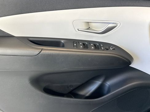 Used 2023 Hyundai Tucson SEL w/ Convenience Package AWD/4WD image 16