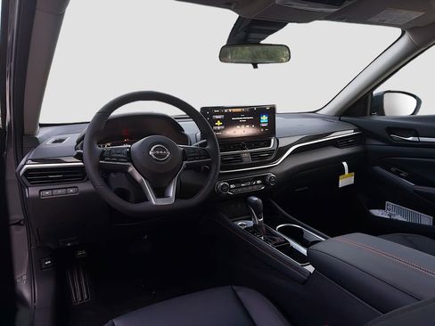 New 2025 Nissan Altima 2.5 SR image 23