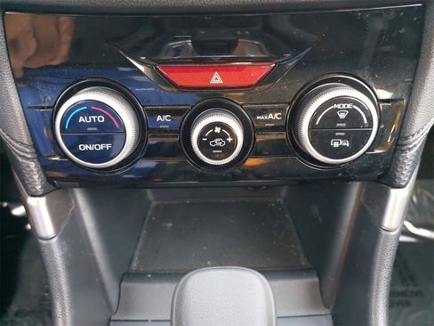 Used 2020 Subaru Forester Premium image 22