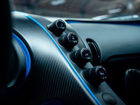 Used 2023 Bugatti Chiron Super Sport image 27