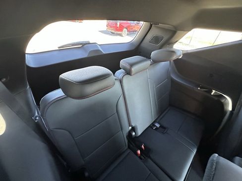 New 2026 Chevrolet Traverse RS image 24