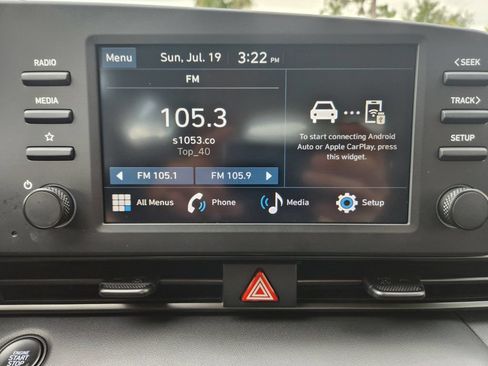 Used 2025 Hyundai Elantra Sport FWD image 16