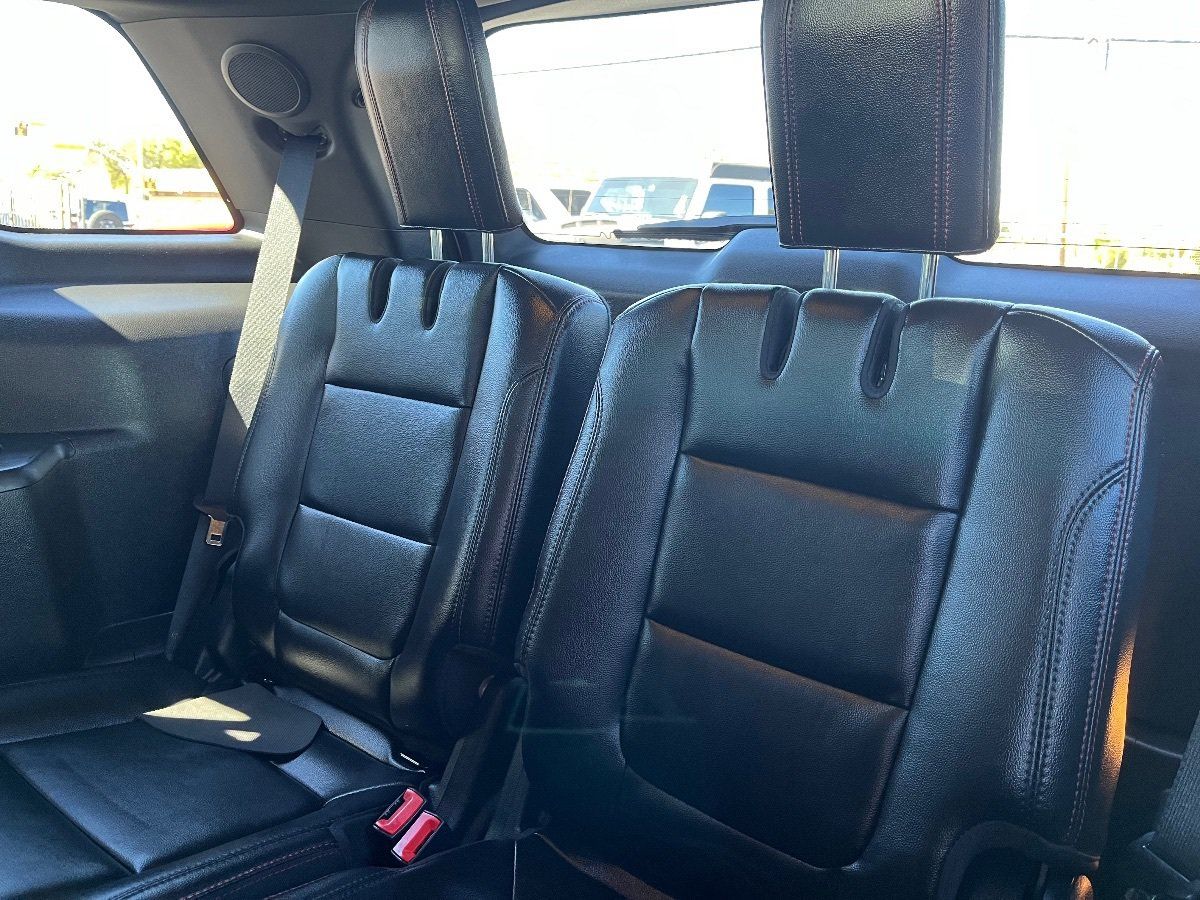 Used 2017 Ford Explorer Sport AWD/4WD image 30
