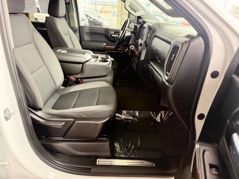 Used 2023 Chevrolet Silverado 2500 LT AWD/4WD image 36