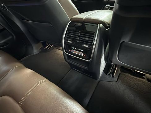 Used 2019 BMW X5 xDrive40i w/ Luxury Seating Package image 34