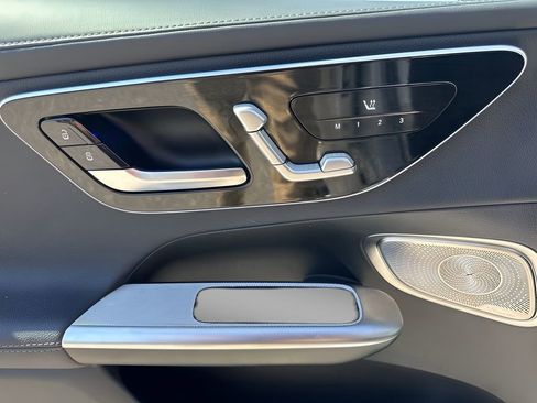 Used 2023 Mercedes-Benz GLC 300 4MATIC image 26