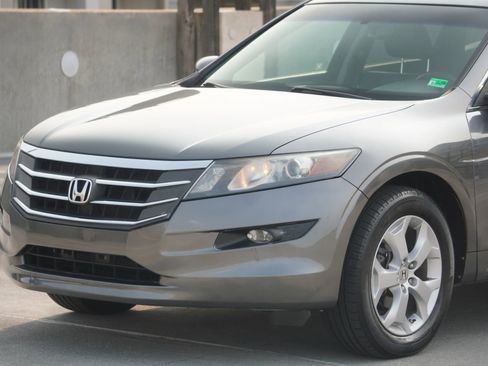 Used 2010 Honda Crosstour EX-L image 11