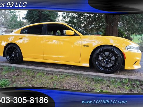 Used 2017 Dodge Charger R/T image 7