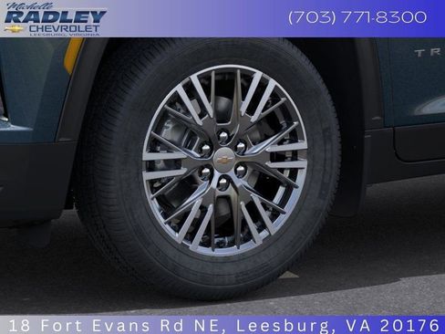 New 2026 Chevrolet Traverse LT image 11