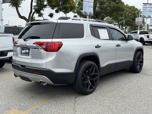 Used 2017 GMC Acadia SLT FWD image 6