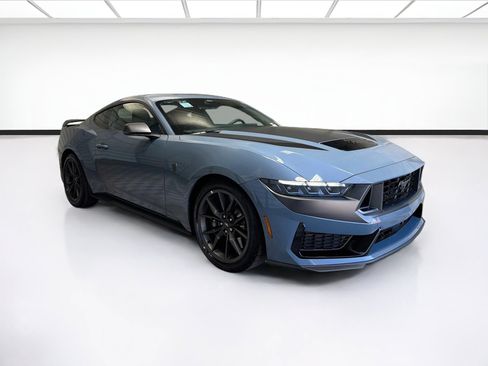 Used 2025 Ford Mustang Dark Horse RWD image 3