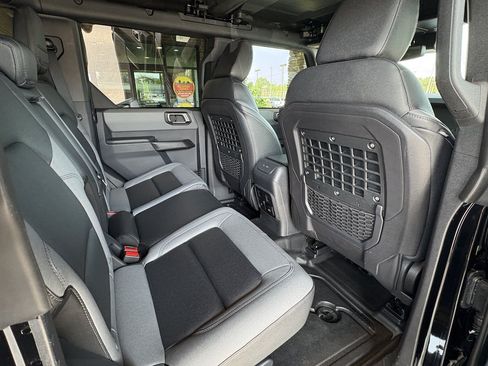 Used 2024 Ford Bronco Black Diamond AWD/4WD image 29