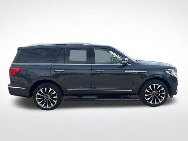 Used 2021 Lincoln Navigator Reserve w/ Luxury Package AWD/4WD image 10