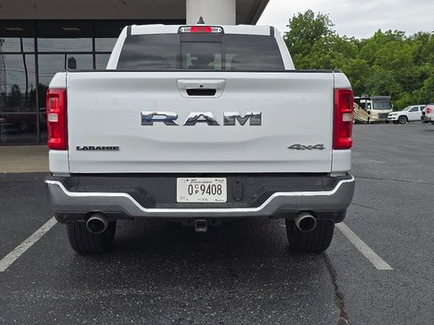 Used 2025 RAM 1500 Laramie AWD/4WD image 5