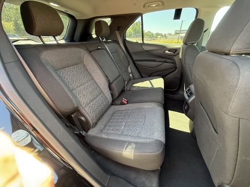 Used 2022 Chevrolet Equinox LT image 46