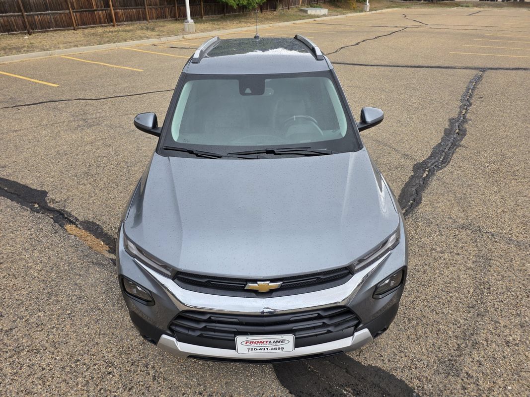 Used 2021 Chevrolet TrailBlazer LT w/ Premium Seating Package AWD/4WD image 12