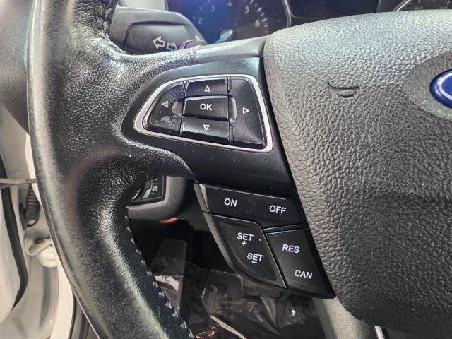 Used 2018 Ford Escape SE w/ SE Sport Appearance Package AWD/4WD image 12