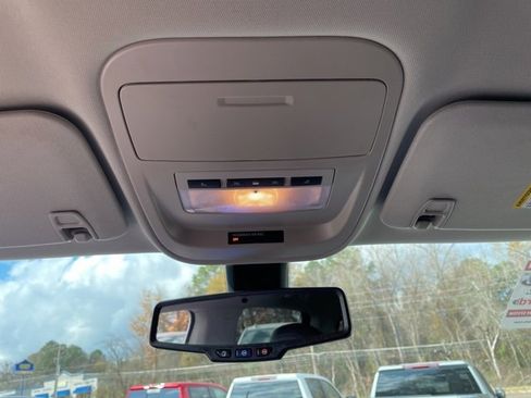 Used 2022 GMC Canyon AT4 image 18