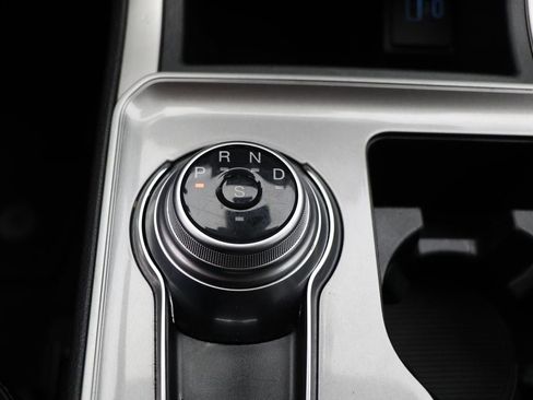 Used 2024 Ford Edge SEL image 25