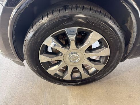 Used 2017 Buick Enclave Leather w/ Enclave Sport Touring Edition FWD image 11
