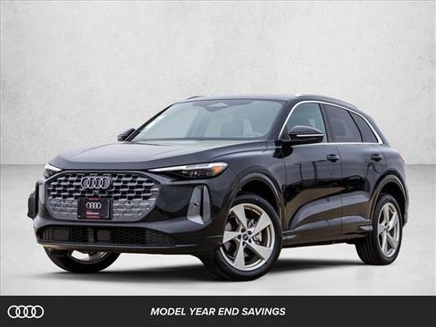 New 2025 Audi Q5 Premium Plus image 1