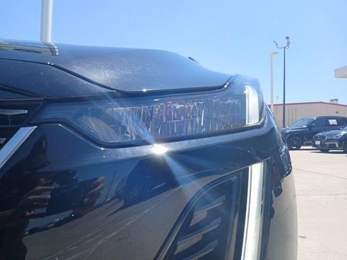 Used 2024 Cadillac CT5 Luxury RWD image 4