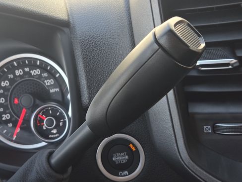 New 2026 RAM 3500 Tradesman AWD/4WD image 18