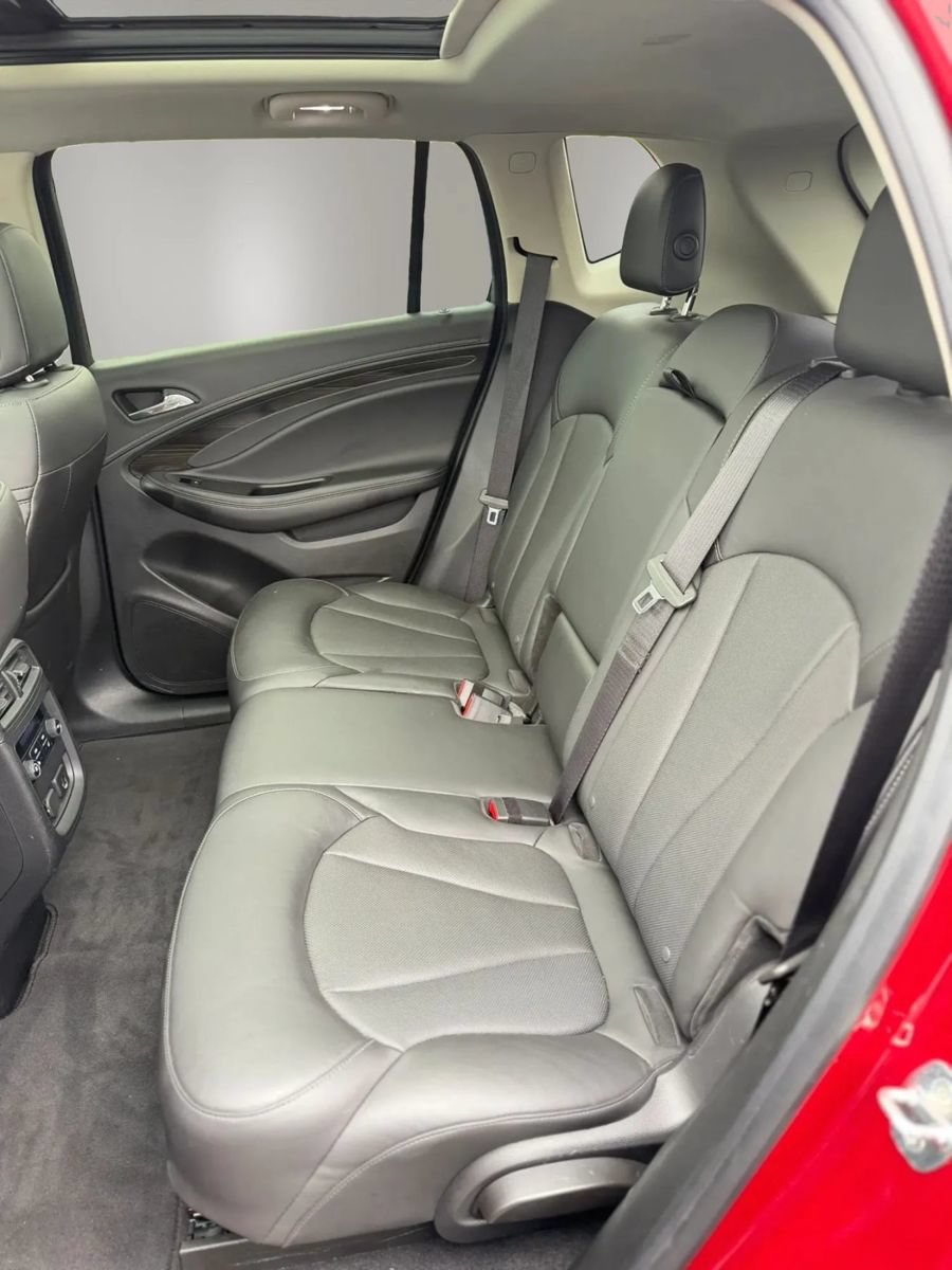 Used 2019 Buick Envision Essence FWD image 19