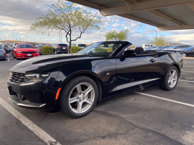 Used 2023 Chevrolet Camaro LT RWD image 1