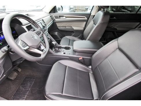 Used 2022 Volkswagen Atlas SE FWD image 9