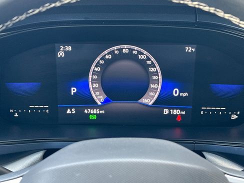 Used 2022 Volkswagen Taos SE FWD image 24