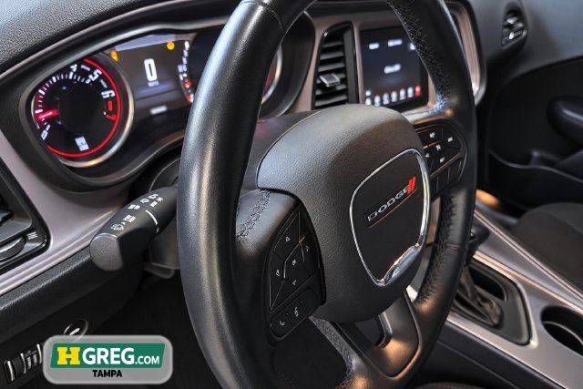 Used 2023 Dodge Challenger SXT RWD image 11