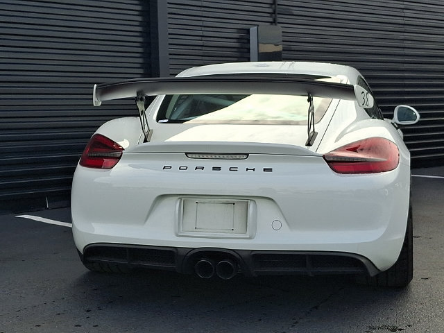 Used 2016 Porsche Cayman GT4 RWD image 6