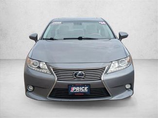 Used 2014 Lexus ES 300h w/ Luxury Package w/Bamboo Trim FWD video 2