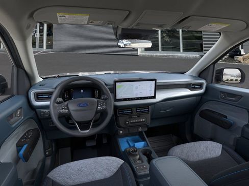 New 2025 Ford Maverick XLT w/ XLT Luxury Package image 9