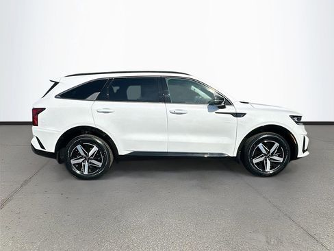 Used 2023 Kia Sorento S FWD image 8