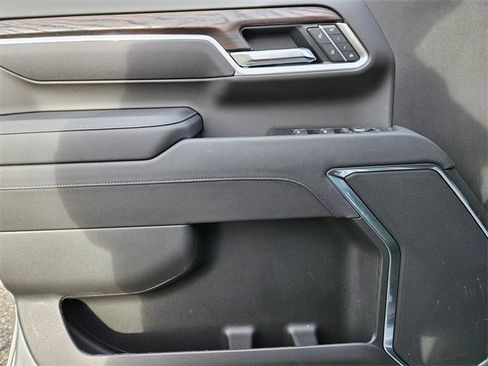 New 2026 GMC Sierra 2500 SLT image 15