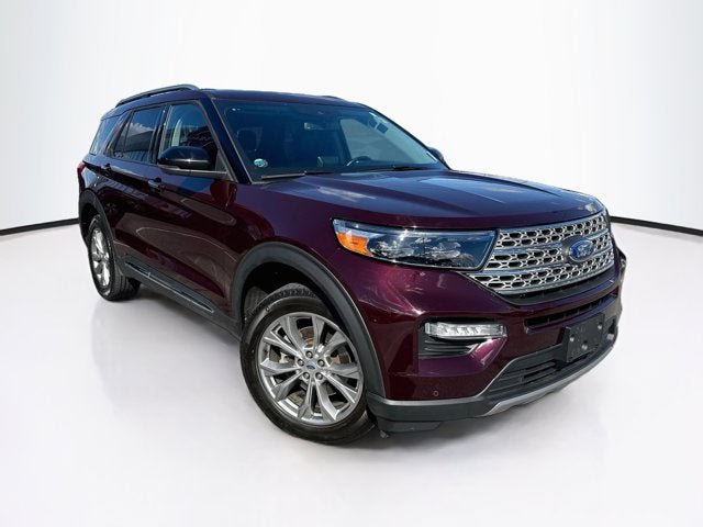 Used 2023 Ford Explorer Limited w/ Limited Technology Package AWD/4WD image 3