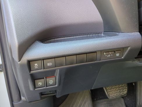 Used 2021 Toyota Sienna XSE image 15