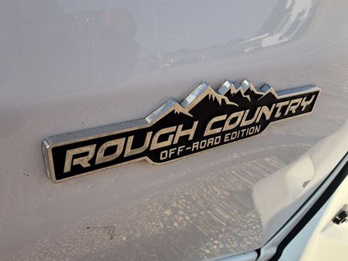 Used 2026 Chevrolet Silverado 1500 LT Trail Boss w/ Safety Package AWD/4WD image 31