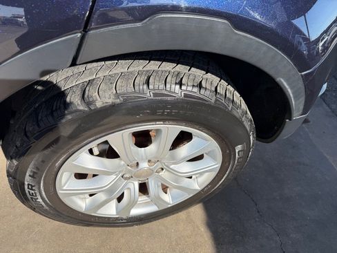 Used 2015 Land Rover Range Rover Evoque Pure image 40