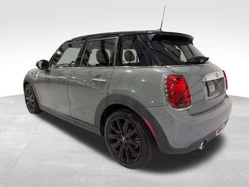Used 2018 MINI Cooper 4-Door Hardtop image 9