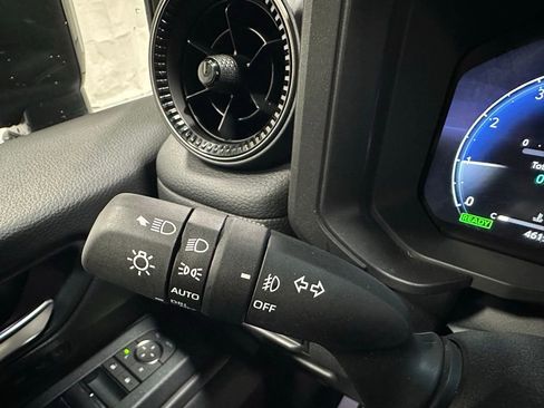 Used 2025 Toyota Land Cruiser w/ Premium Package image 21