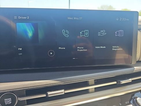 Certified 2025 Hyundai Santa Fe SE w/ Tow & Go Package AWD/4WD image 17