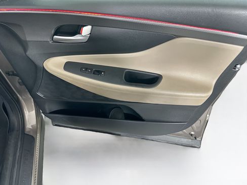 Used 2019 Hyundai Santa Fe SE FWD image 30