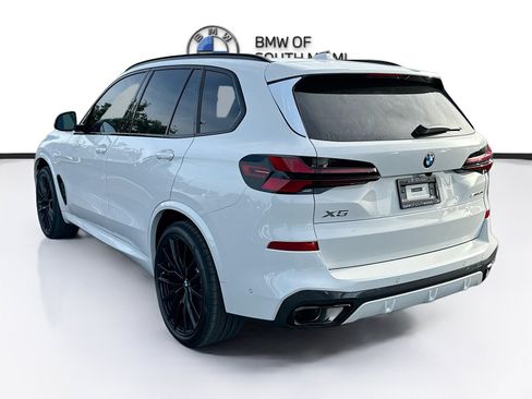 New 2026 BMW X5 sDrive40i w/ Executive Package RWD image 4