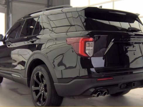 Used 2023 Ford Explorer ST w/ Equipment Group 401A AWD/4WD image 3