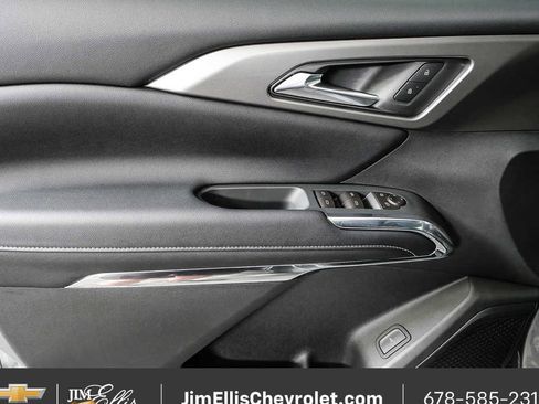 New 2026 Chevrolet Traverse LT w/ Driver Confidence Package AWD/4WD image 6