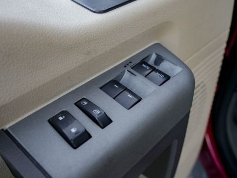 Used 2014 Ford F350 Lariat w/ Chrome Package image 22