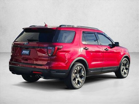 Used 2018 Ford Explorer Sport w/ Equipment Group 401A image 5